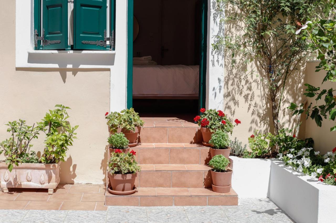 Hotel Twin House Spetses Exterior foto