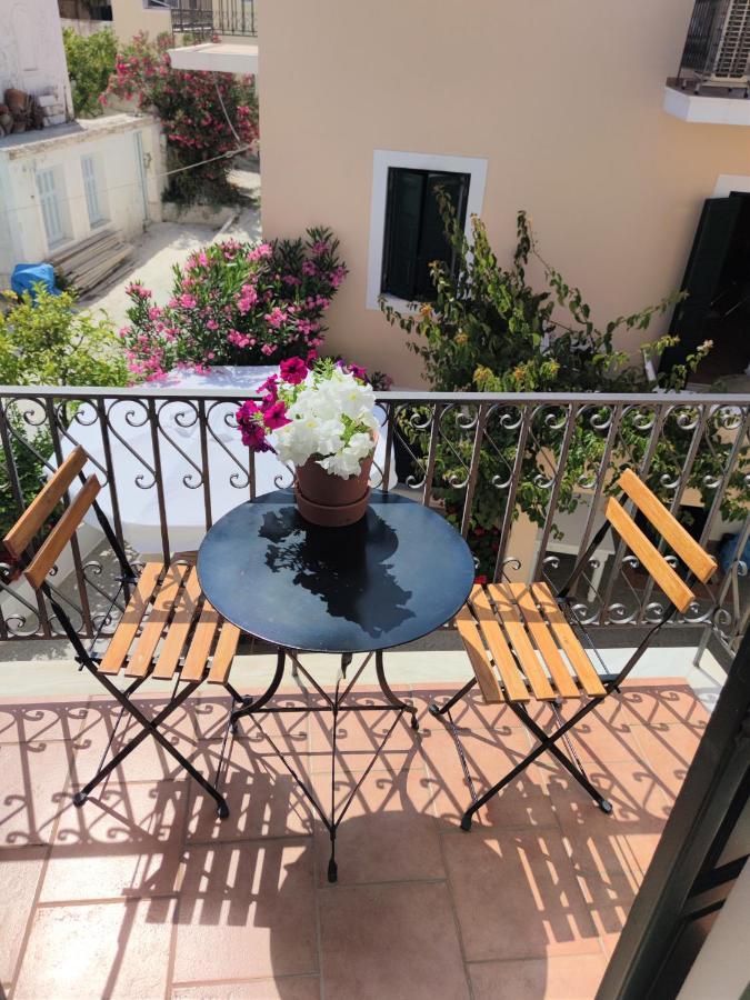 Hotel Twin House Spetses Exterior foto