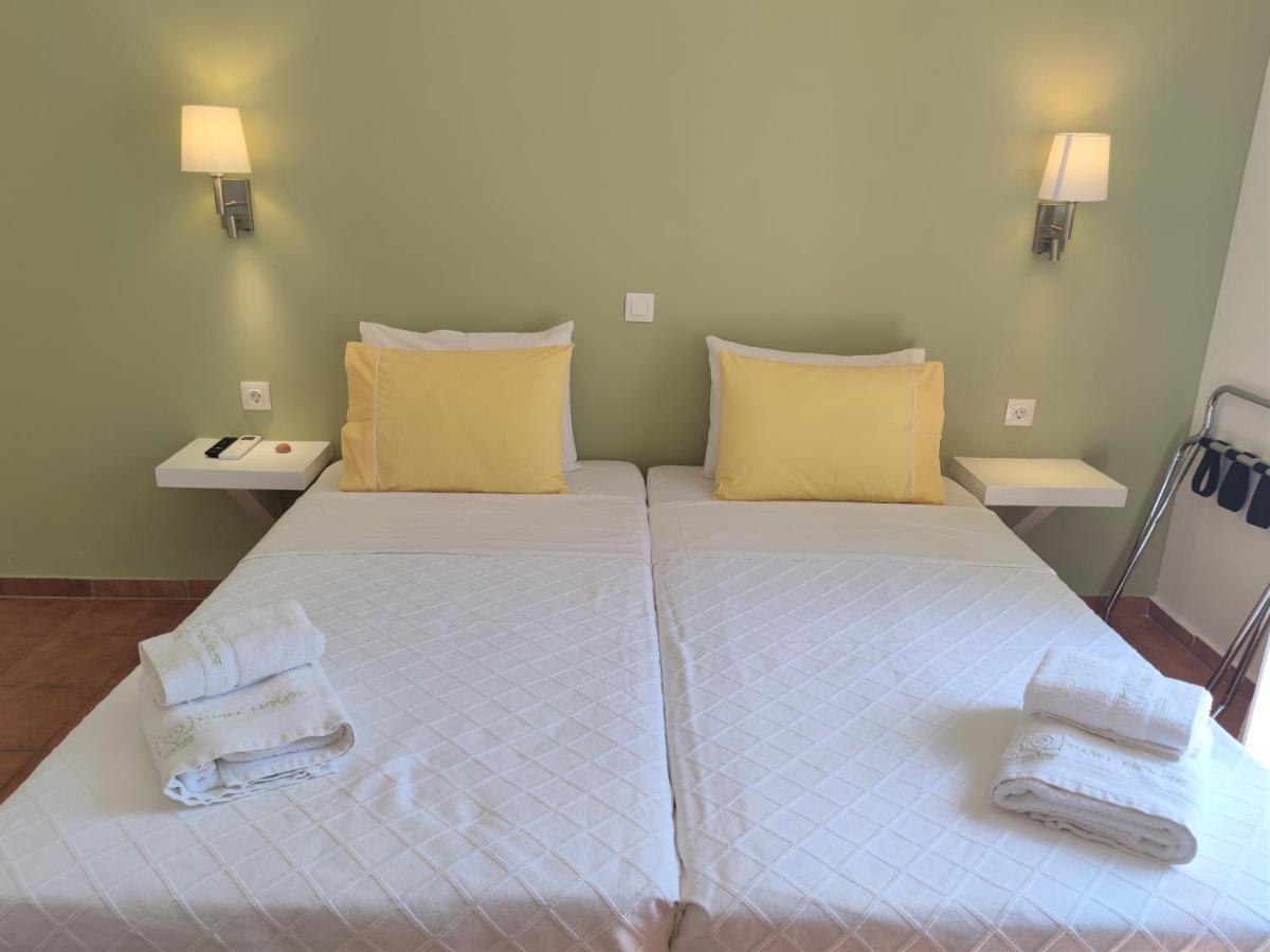 Hotel Twin House Spetses Exterior foto