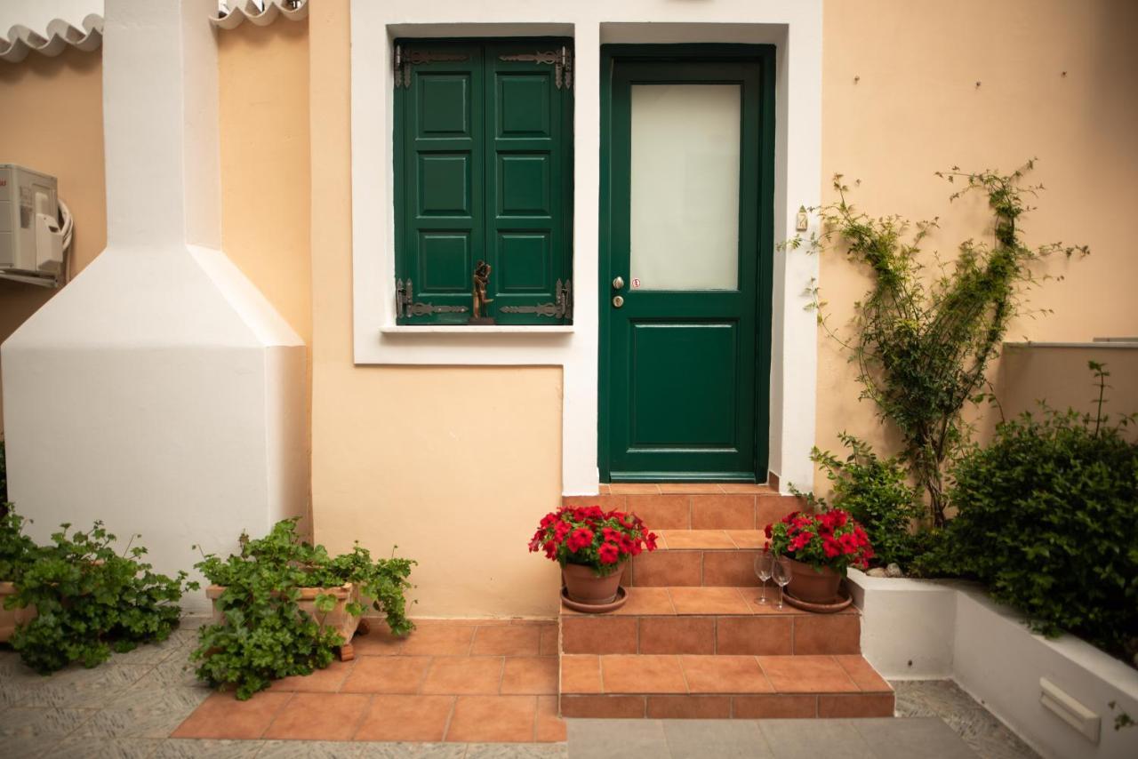Hotel Twin House Spetses Exterior foto