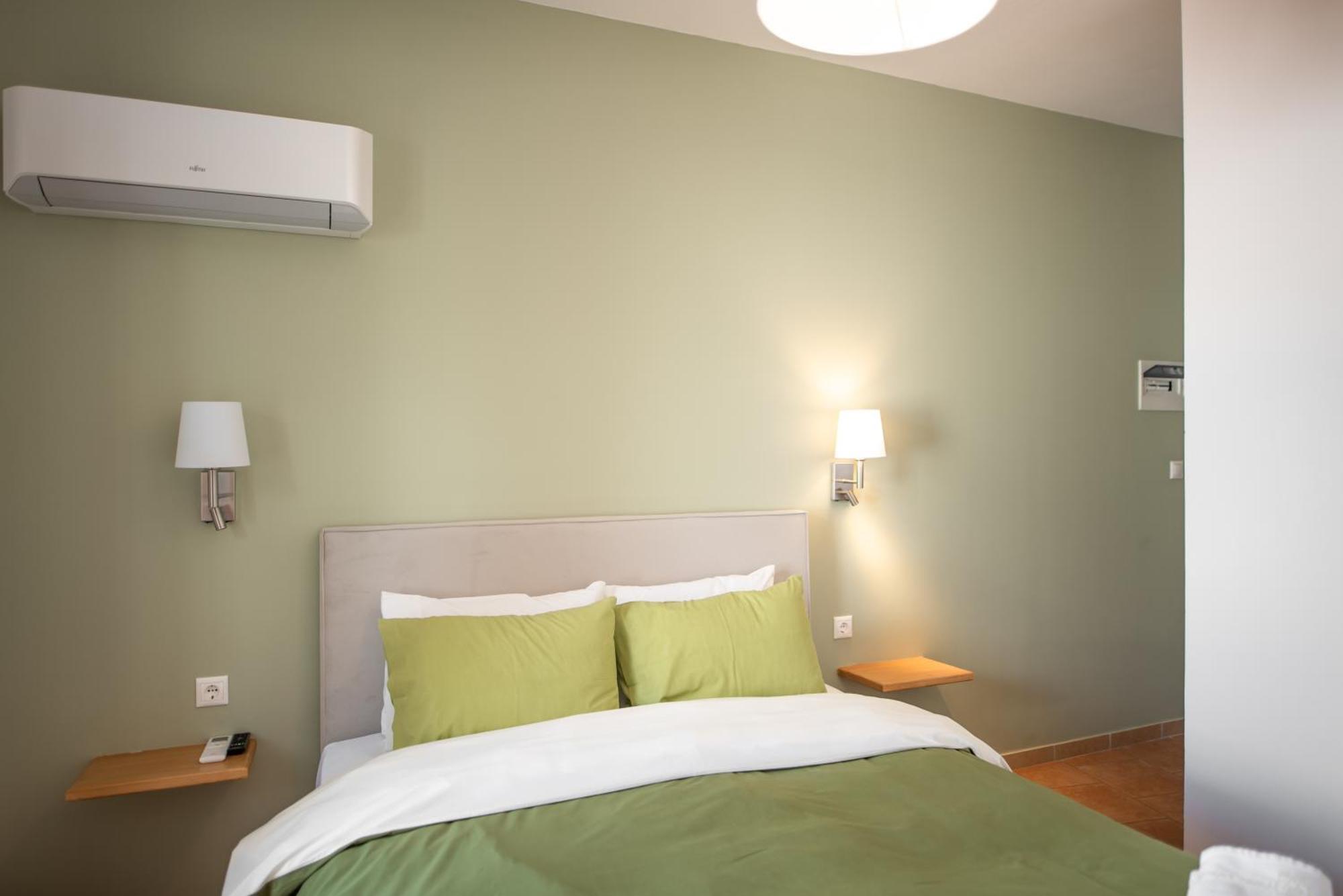 Hotel Twin House Spetses Exterior foto