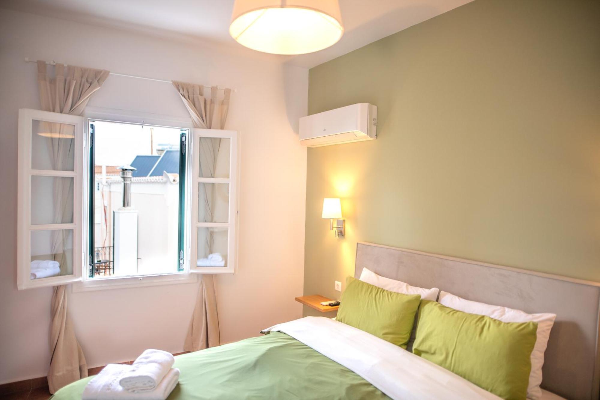 Hotel Twin House Spetses Exterior foto